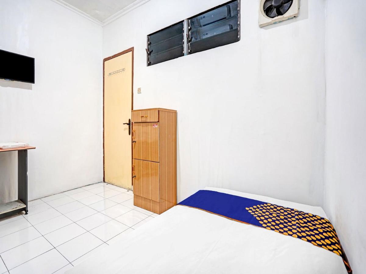 فندق Oyo 90403 Gosepa Ngagel سورابايا المظهر الخارجي الصورة